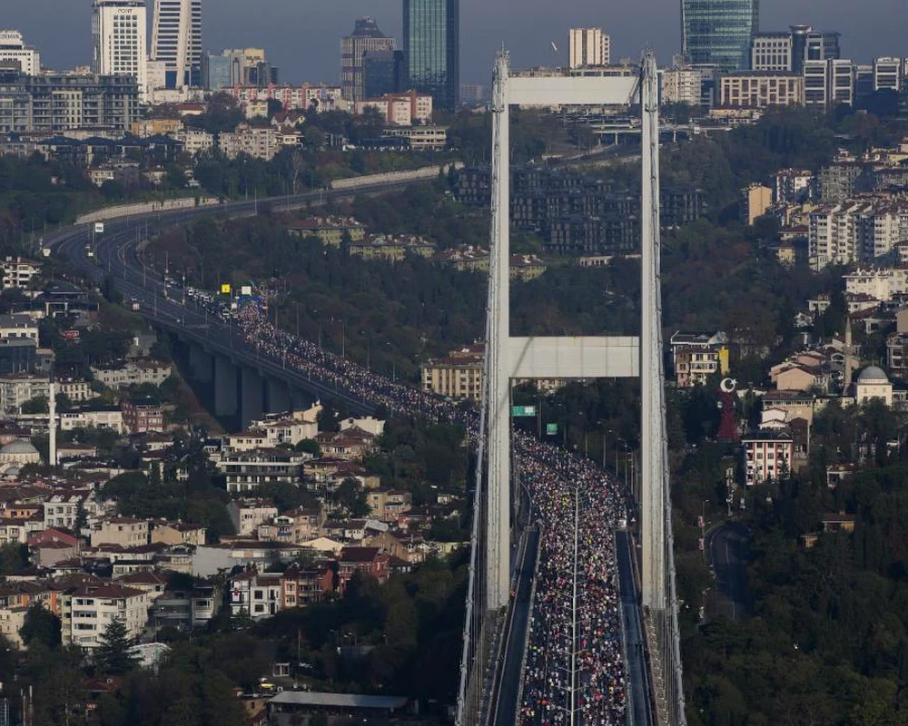 İstanbul Maratonu nedeniyle bazı yollar trafiğe kapatılacak - Dosya Haber